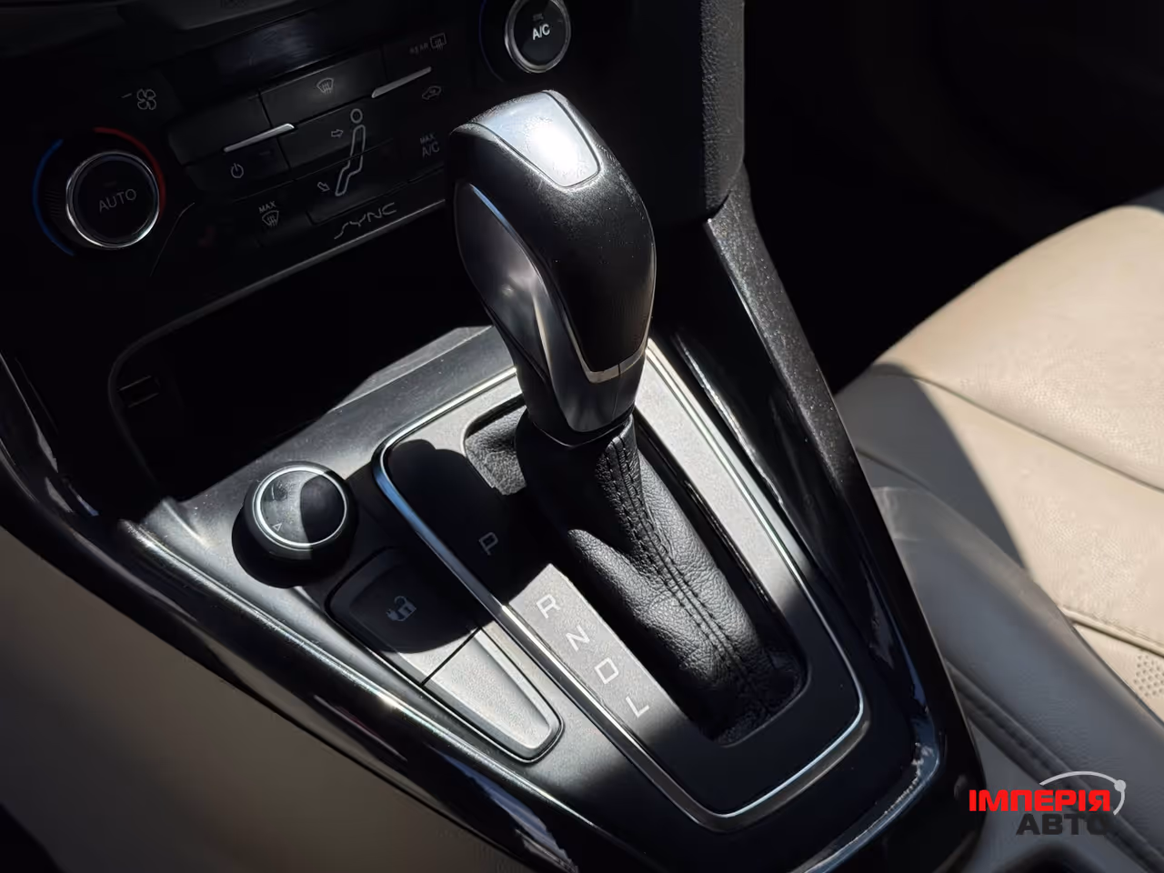 Ford Focus - фото 33