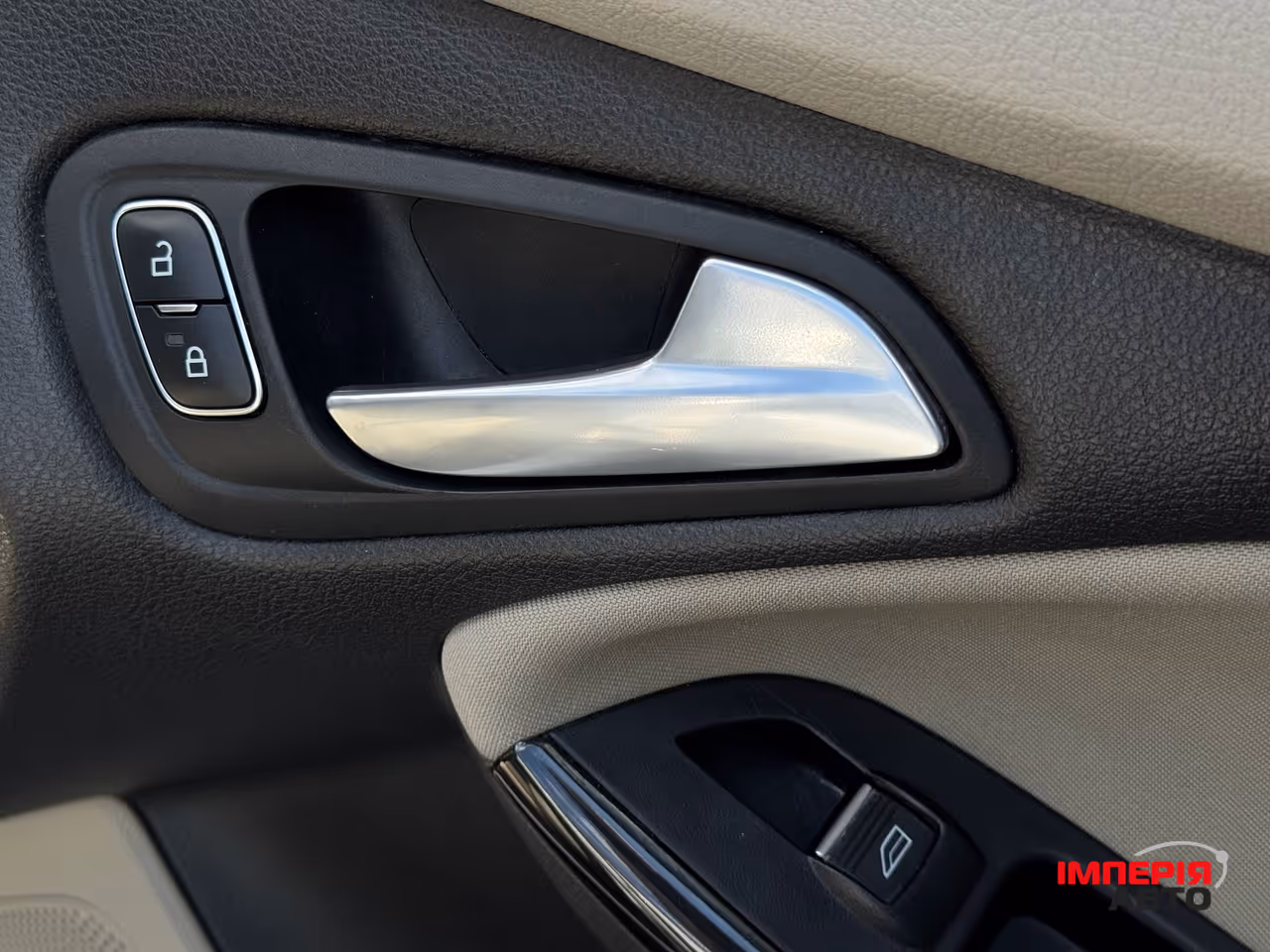 Ford Focus - фото 54