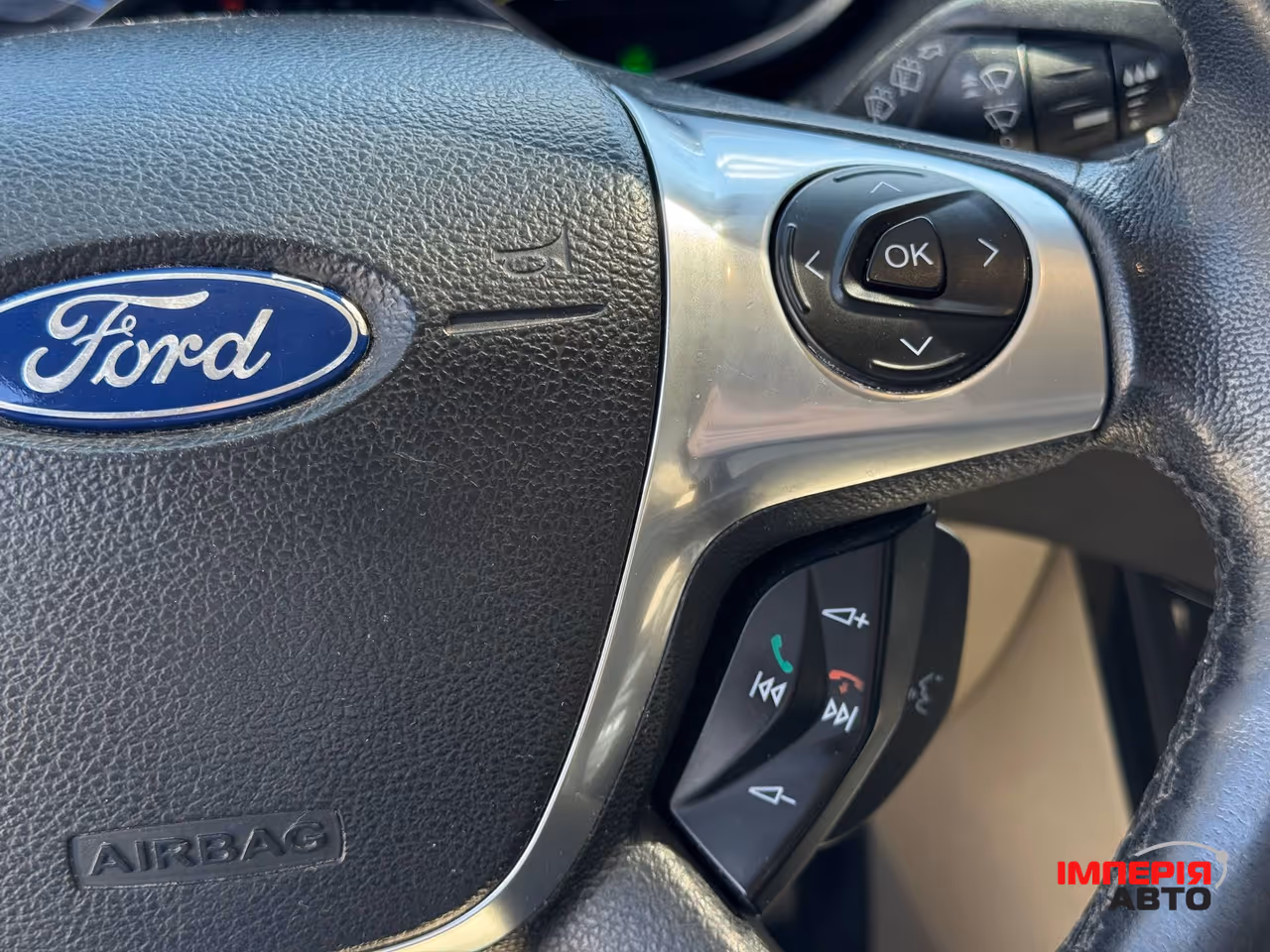 Ford Focus - фото 36