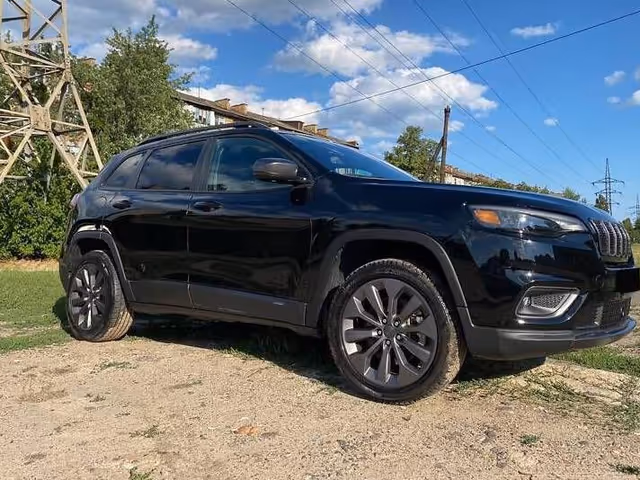Jeep Cherokee - зображення 4