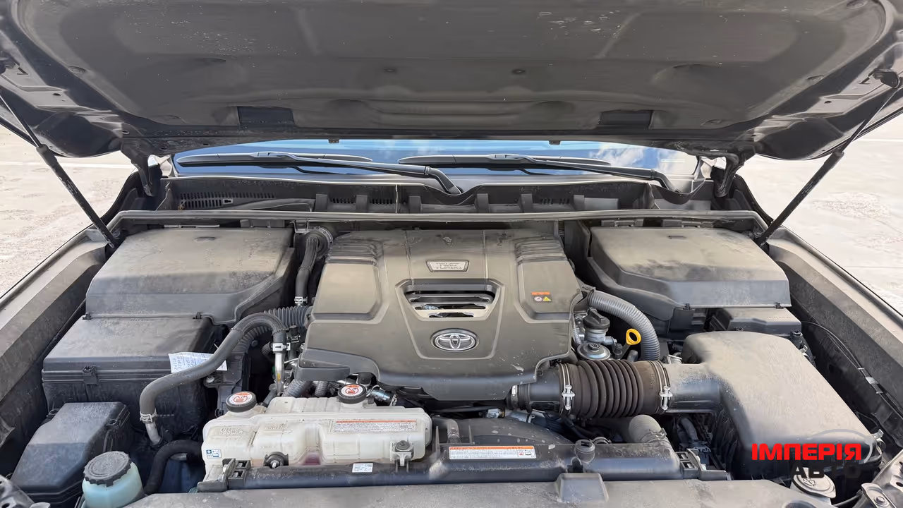 Toyota Land Cruiser - фото 6