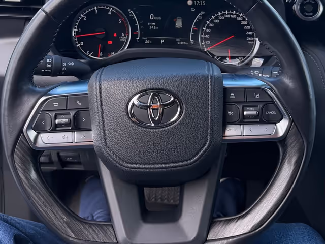 Toyota Land Cruiser - зображення 2