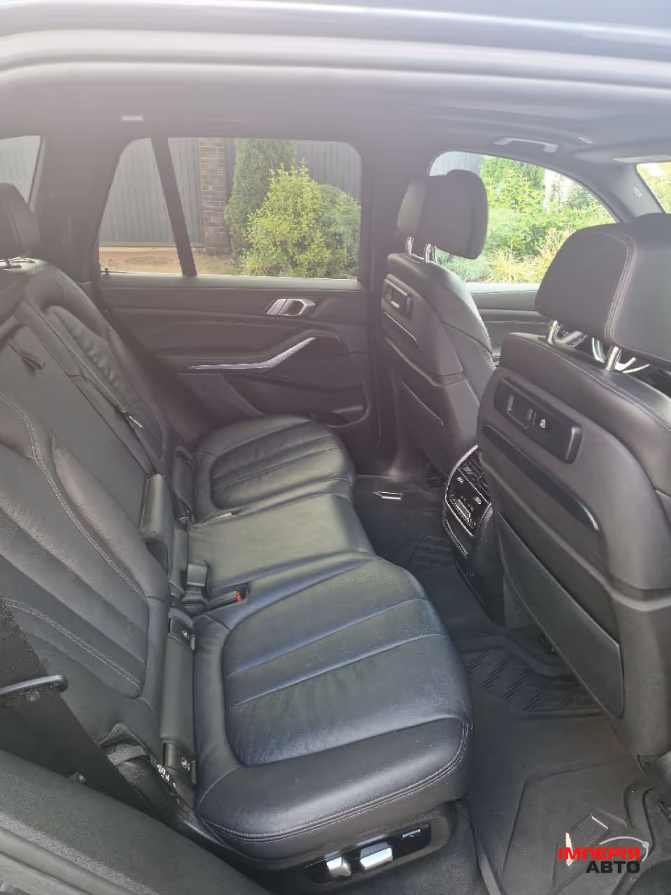 BMW X5 - фото 11