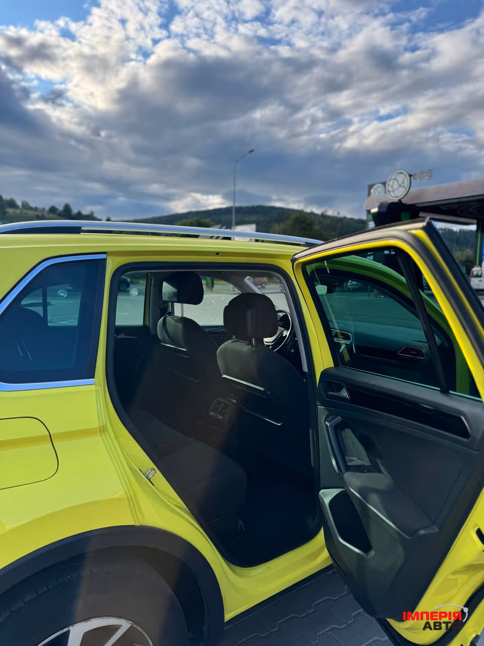 Volkswagen Tiguan - фото 6