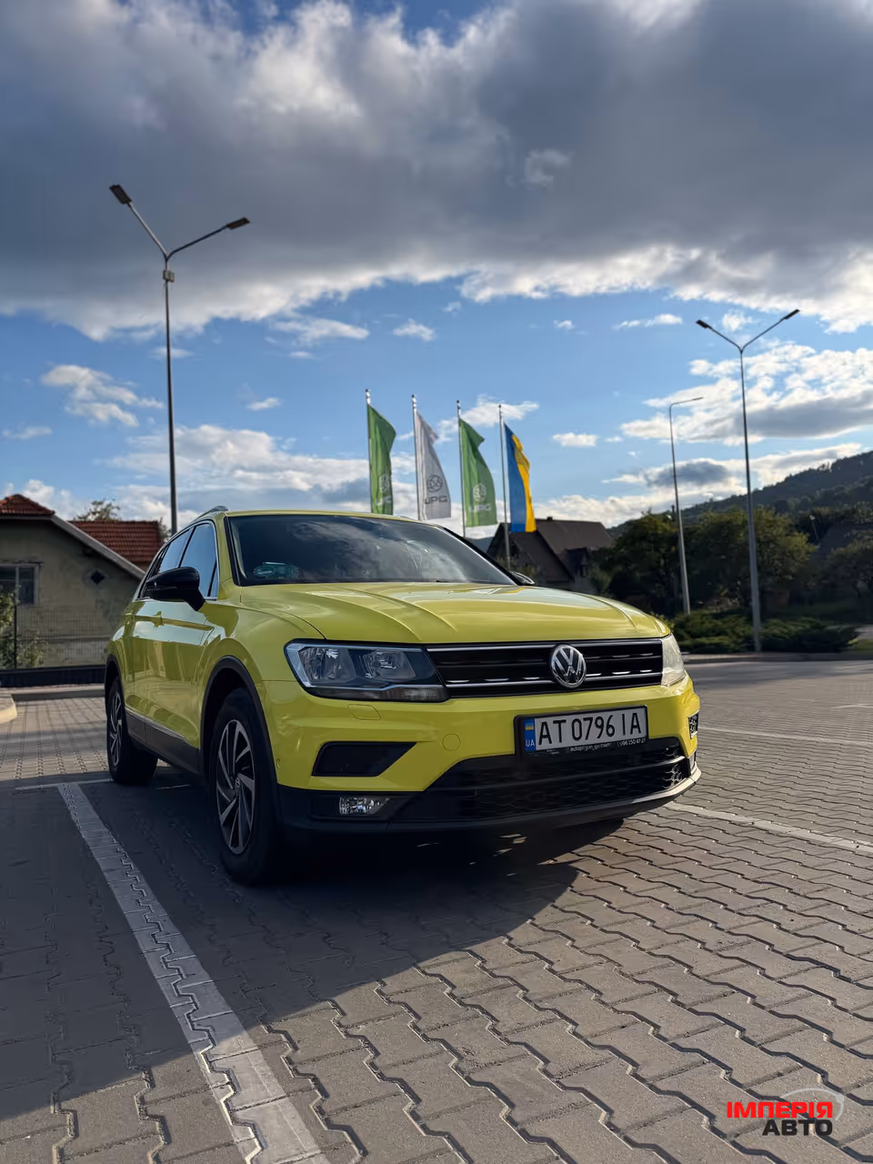 Volkswagen Tiguan - фото 1