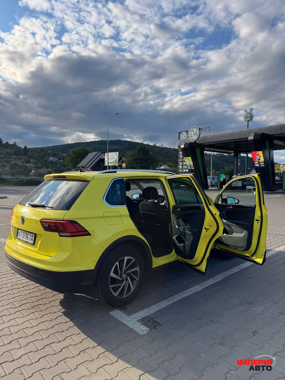 Volkswagen Tiguan - фото 4