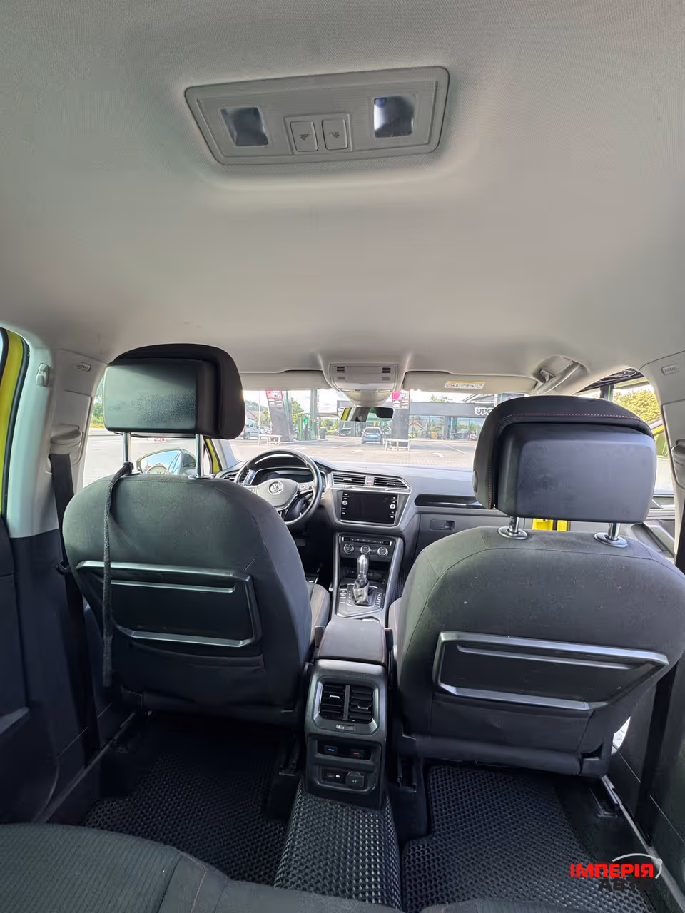 Volkswagen Tiguan - фото 11