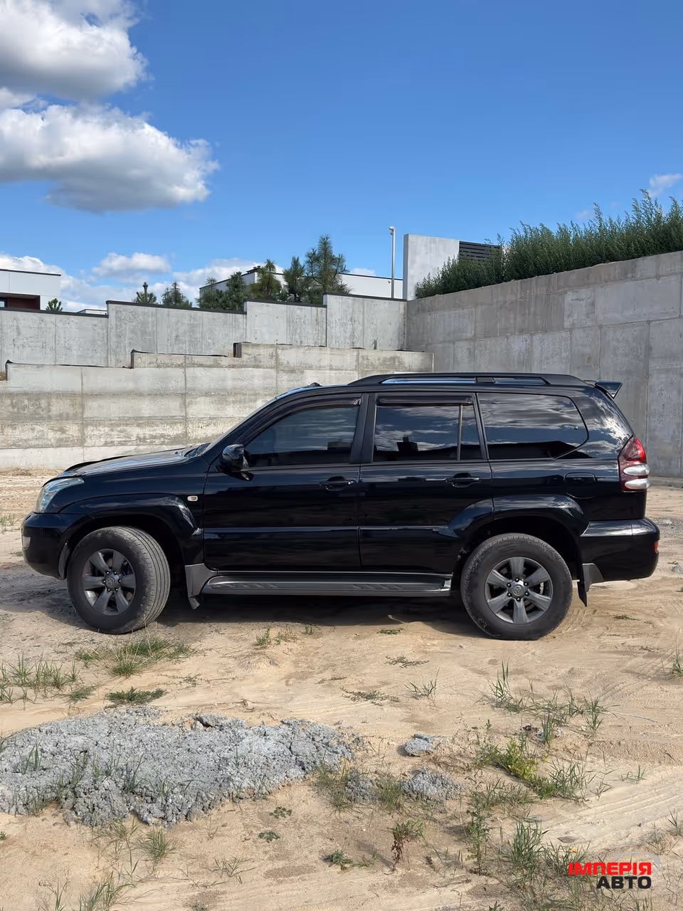 Toyota Land Cruiser Prado - фото 3