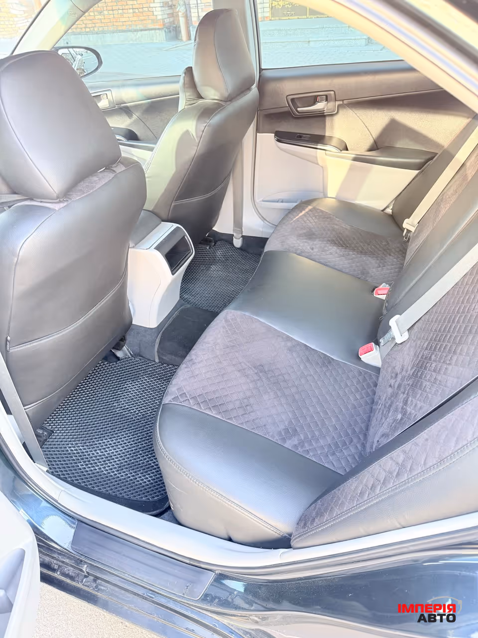 Toyota Camry - фото 11