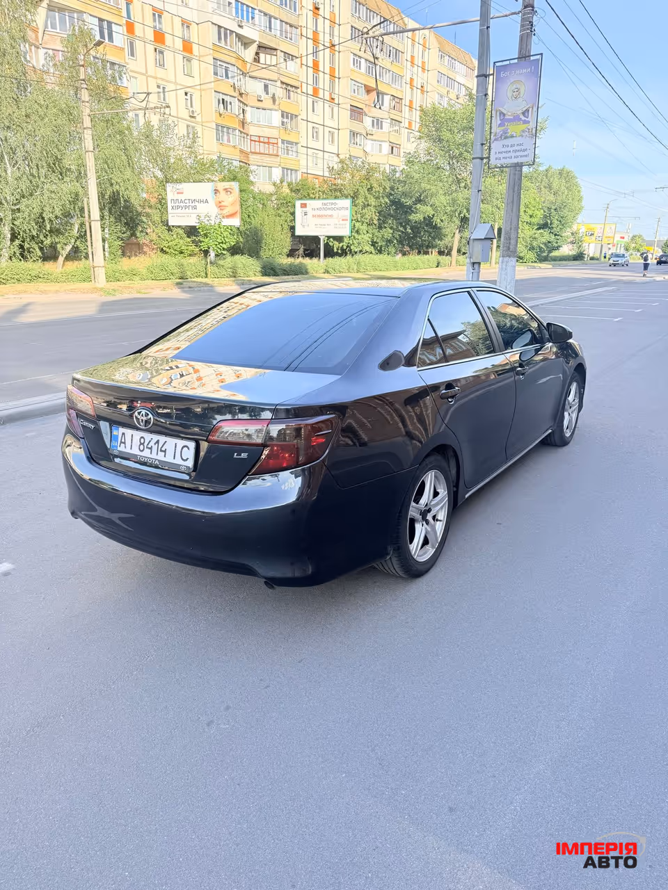 Toyota Camry - фото 4