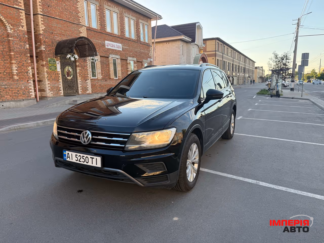 Volkswagen Tiguan - фото 11