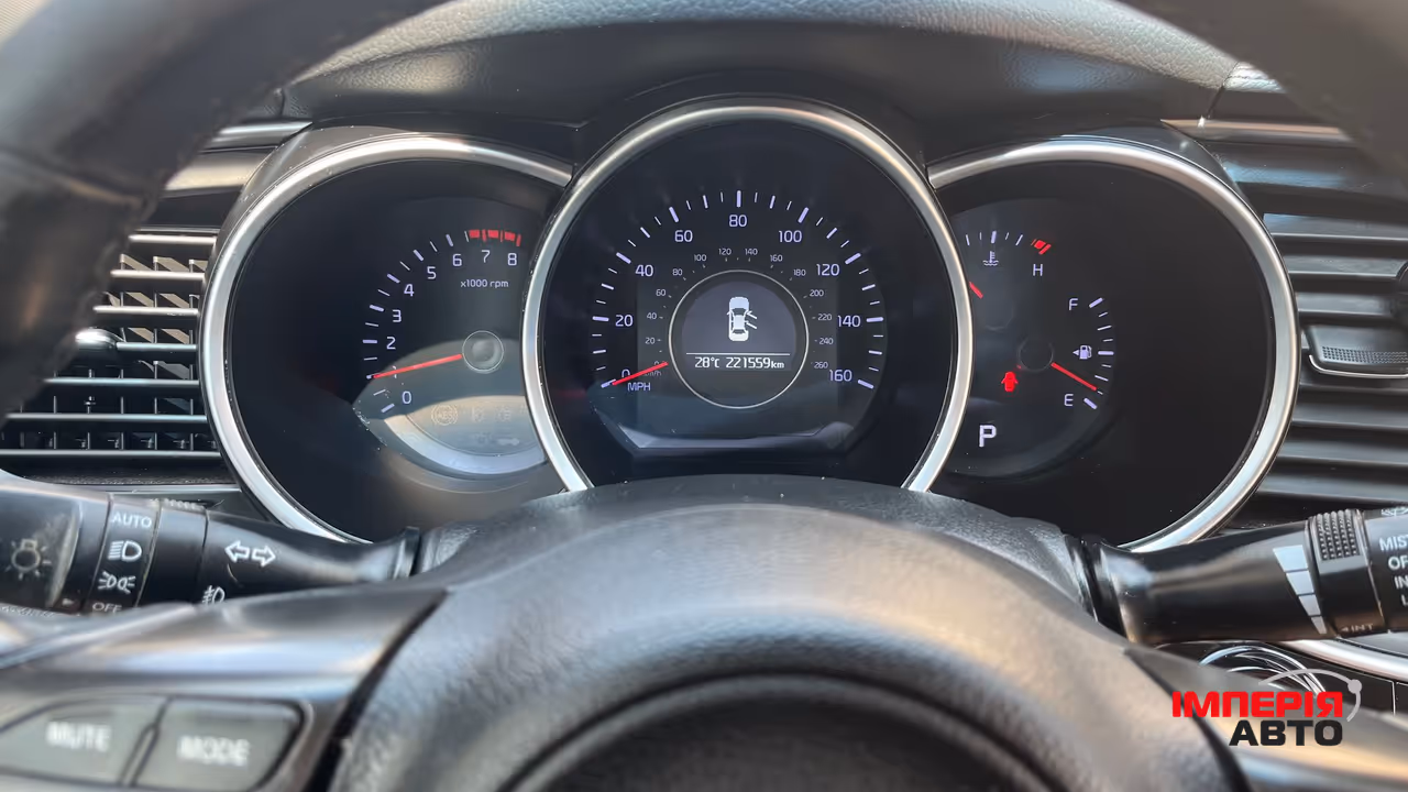 Kia Optima - фото 24
