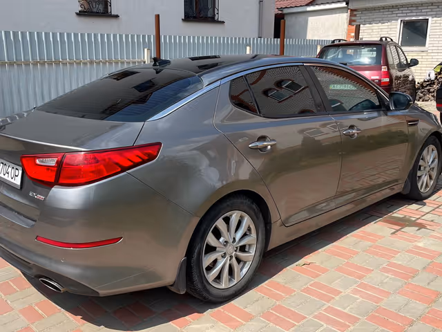 Kia Optima - зображення 4