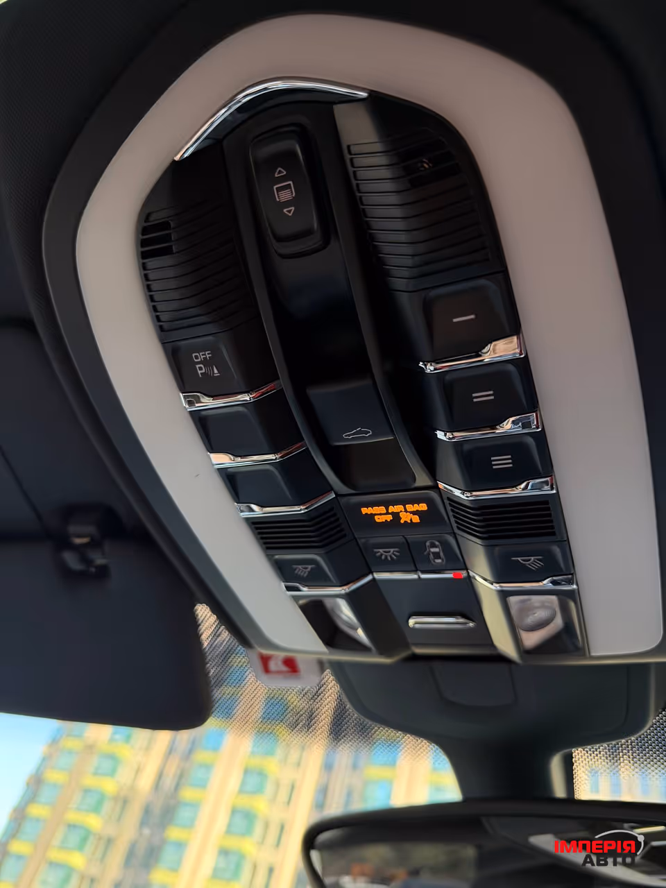 Porsche Cayenne - фото 15