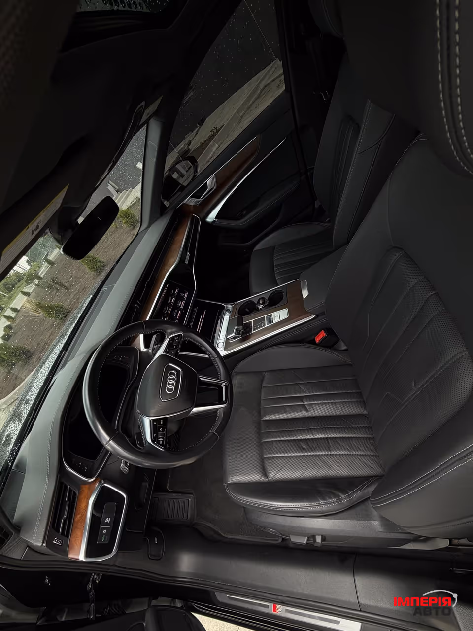 Audi A6 - фото 18