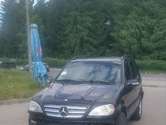 Mercedes-Benz M-Класс - фото 1