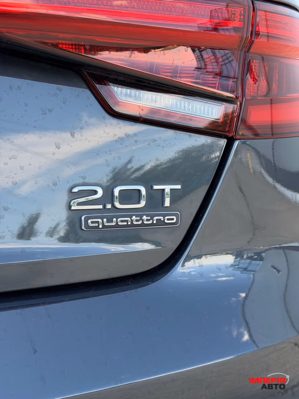 Audi A4 - фото 10