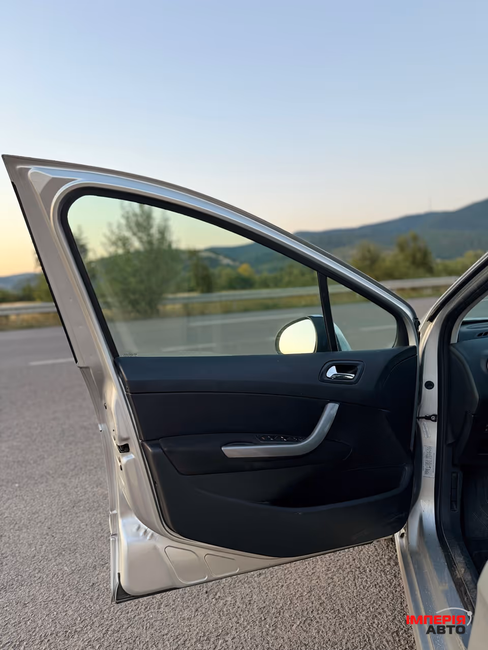Peugeot 308 - фото 8