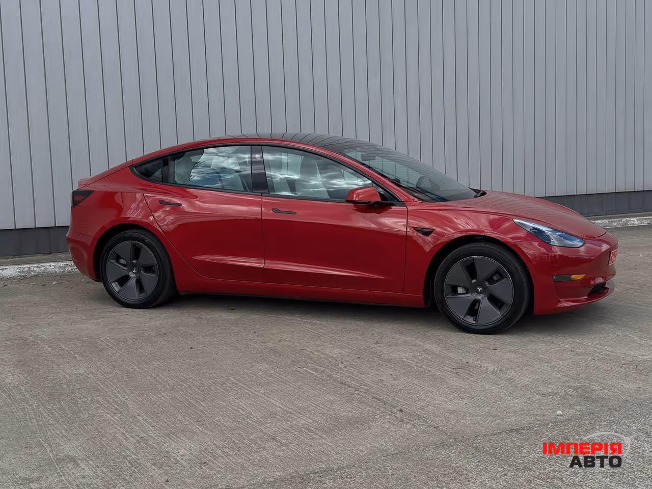 Tesla Model 3 - фото 14