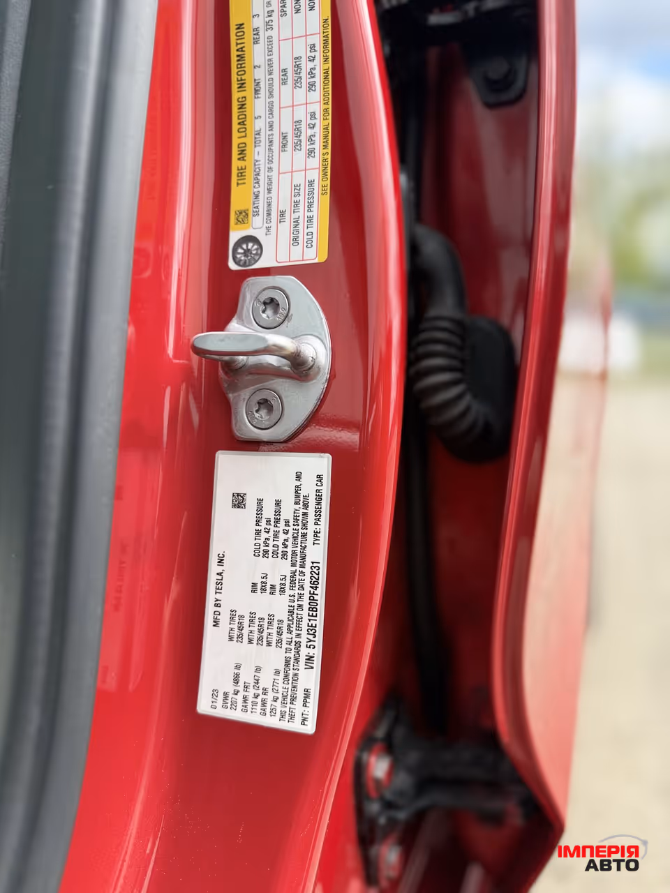 Tesla Model 3 - фото 38