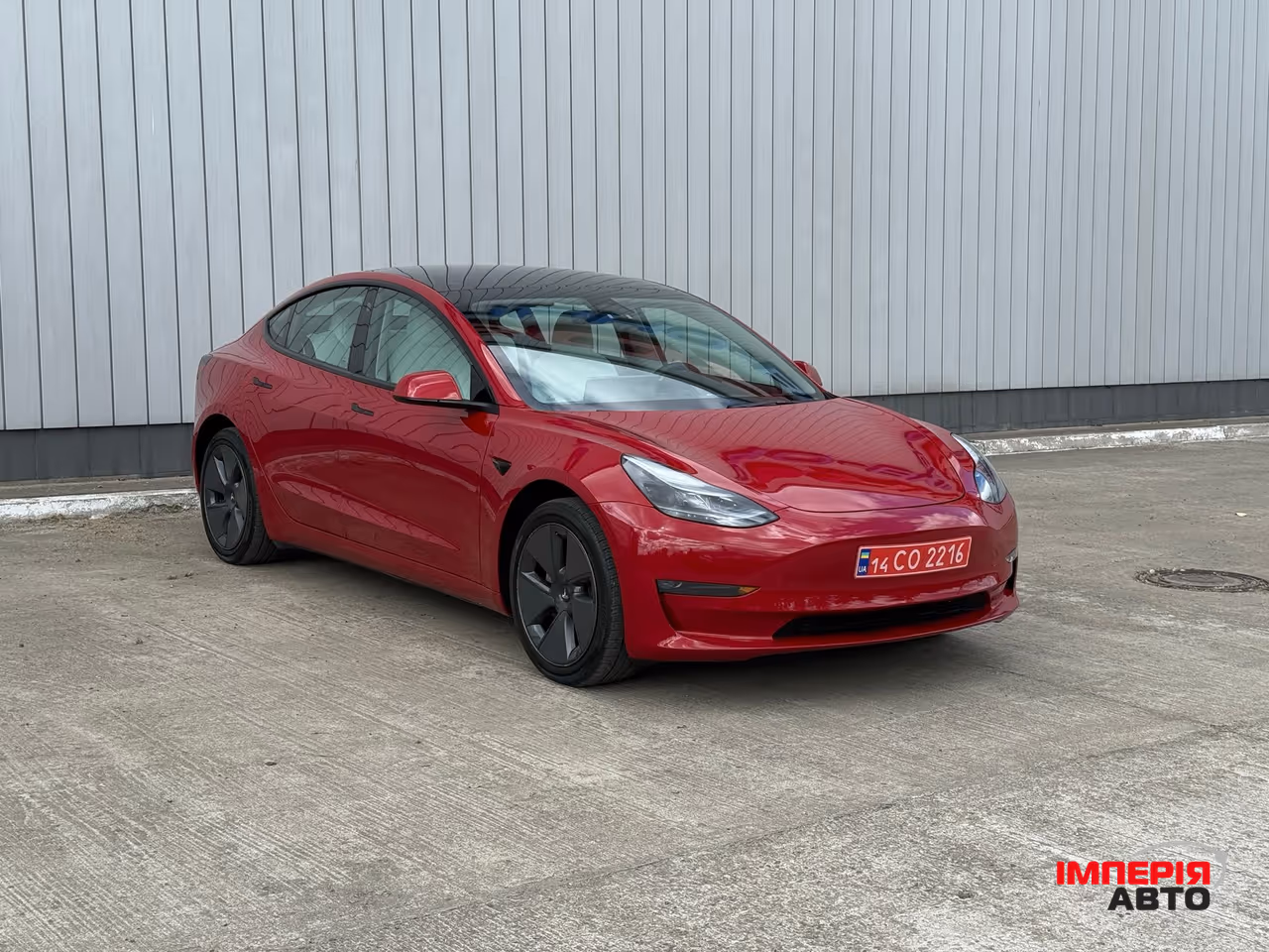 Tesla Model 3 - фото 4