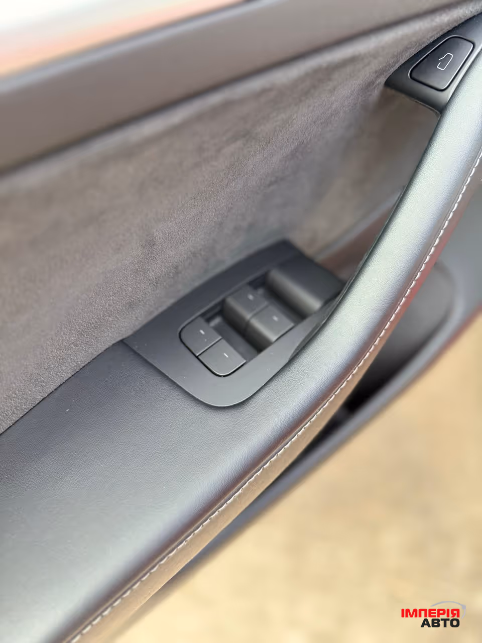 Tesla Model 3 - фото 35
