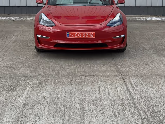 Tesla Model 3 - зображення 2
