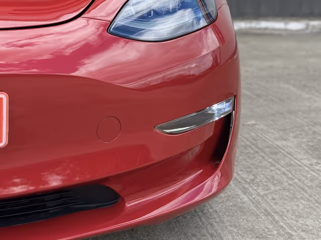 Tesla Model 3 - зображення 3