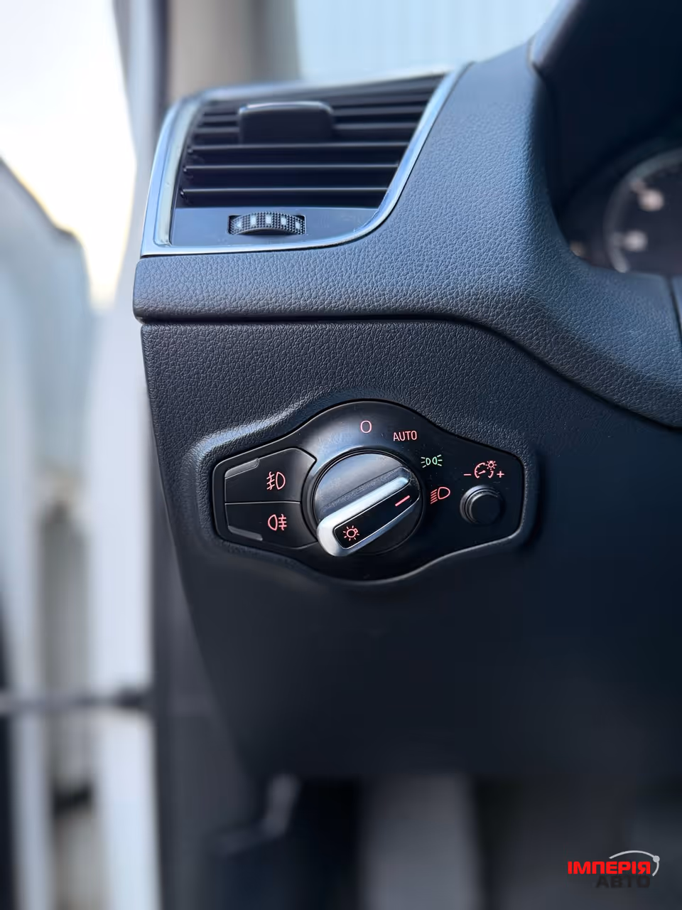 Audi Q5 - фото 11