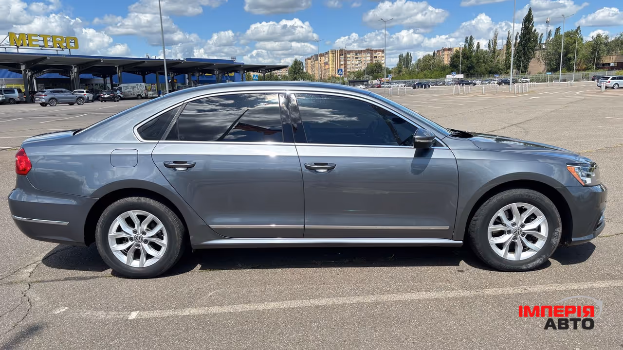 Volkswagen Passat - фото 3