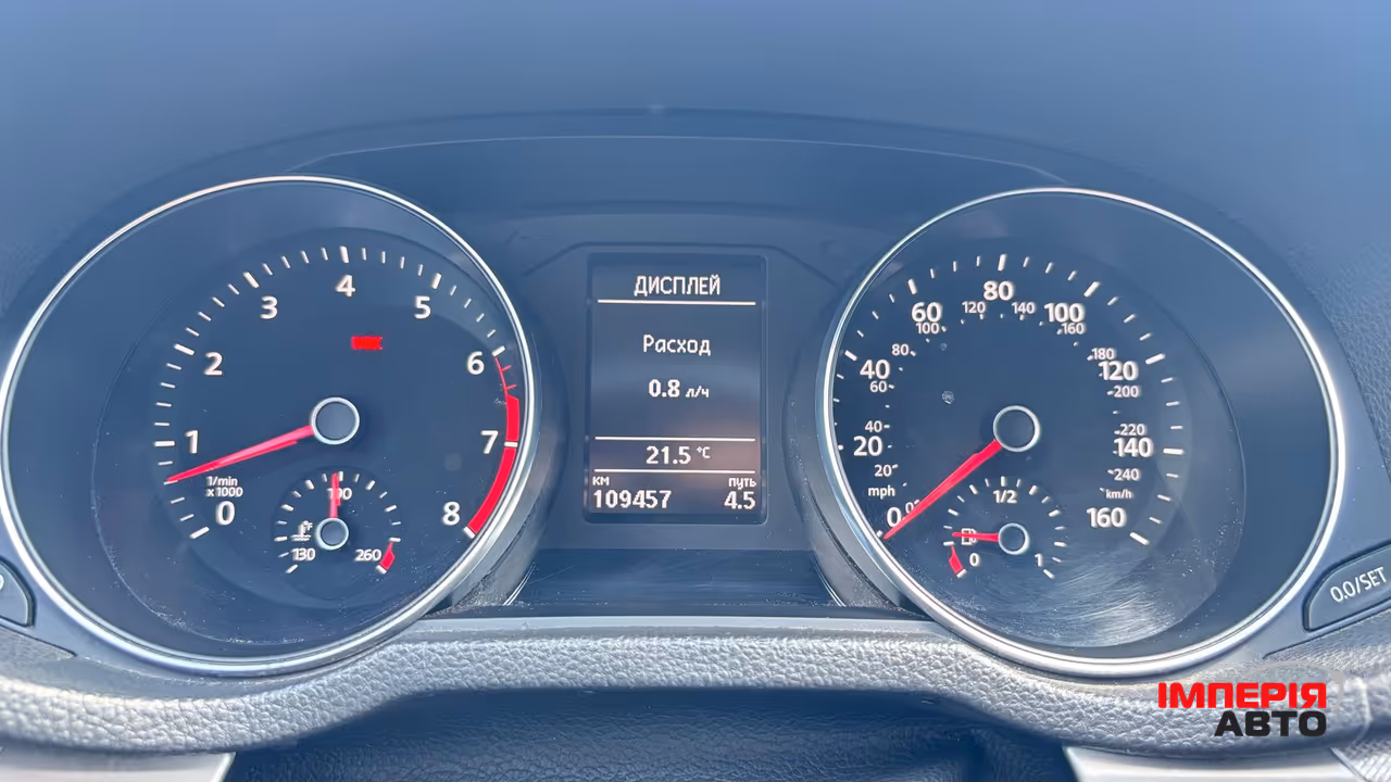Volkswagen Passat - фото 8