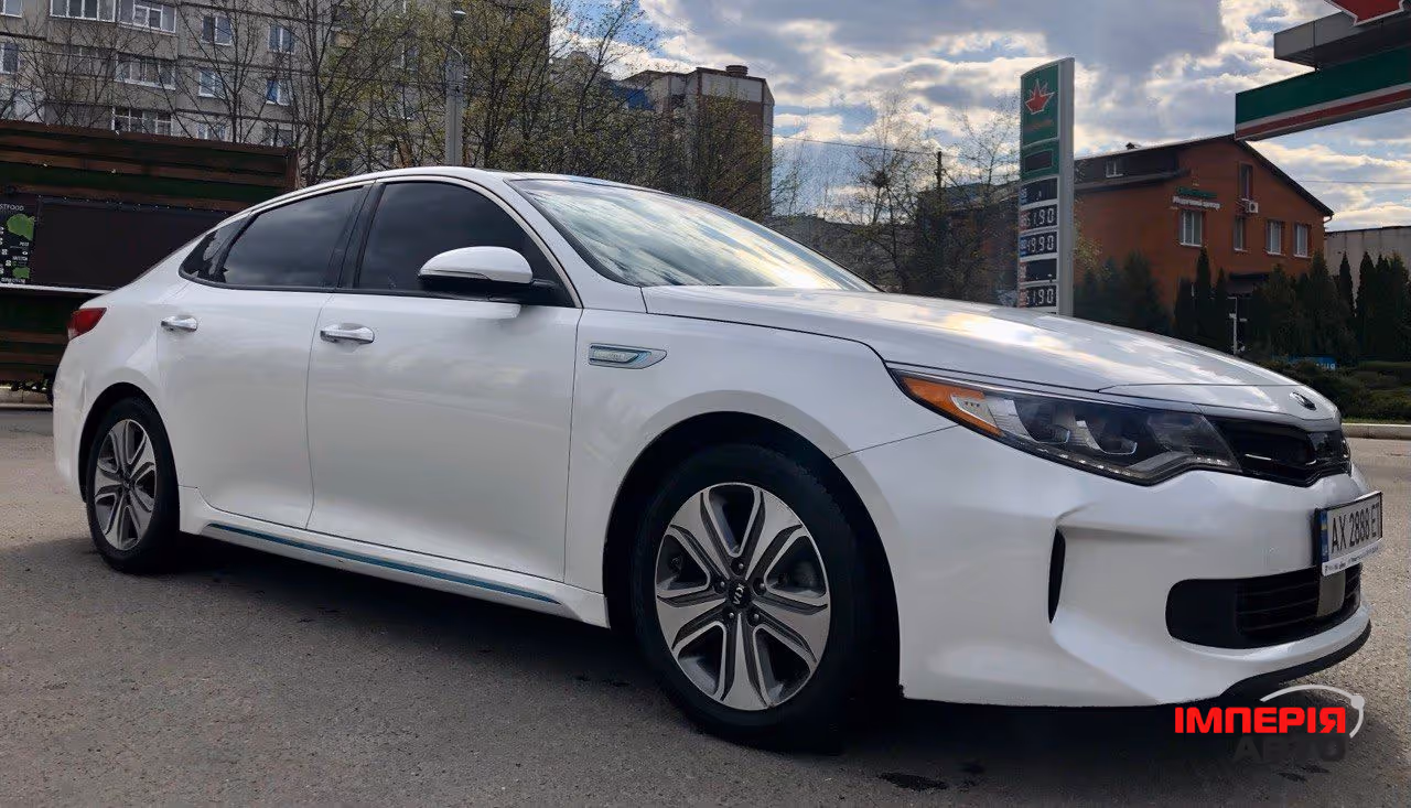 Kia Optima - фото 21
