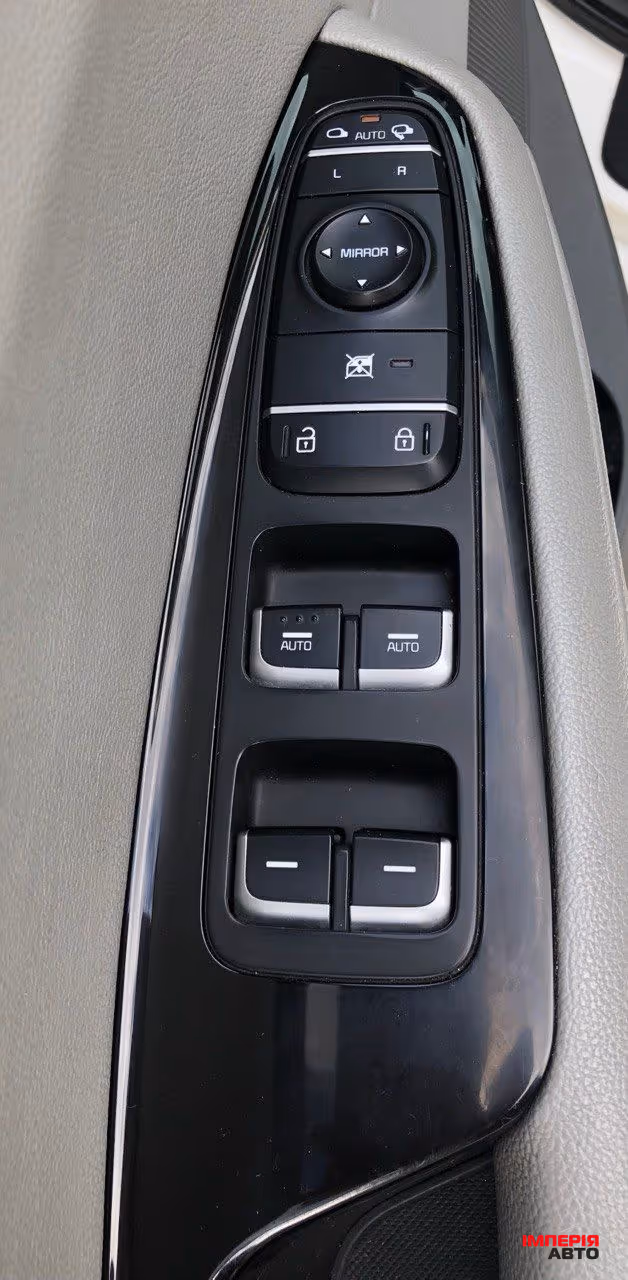 Kia Optima - фото 13
