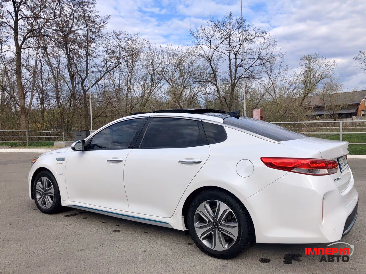 Kia Optima - фото 4