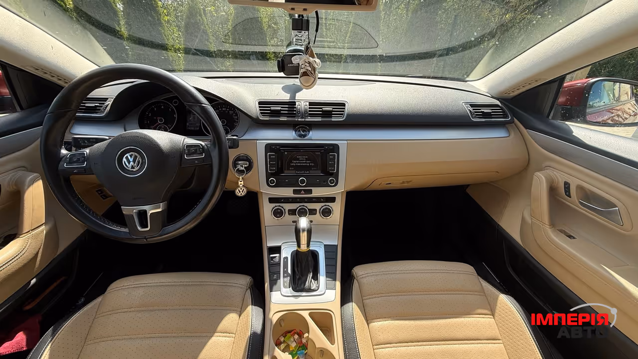Volkswagen Passat CC - фото 7