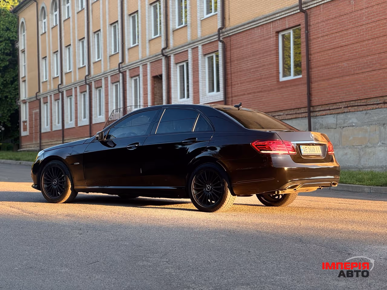 Mercedes-Benz E-Класс - фото 12