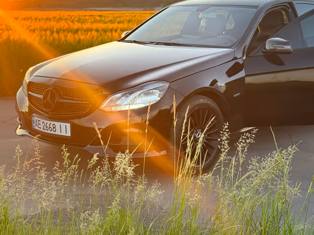 Mercedes-Benz E-Класс - зображення 1