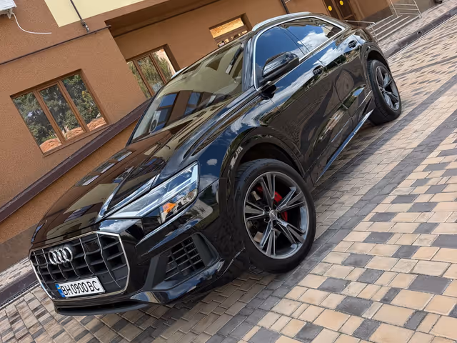 Audi Q8 - зображення 1