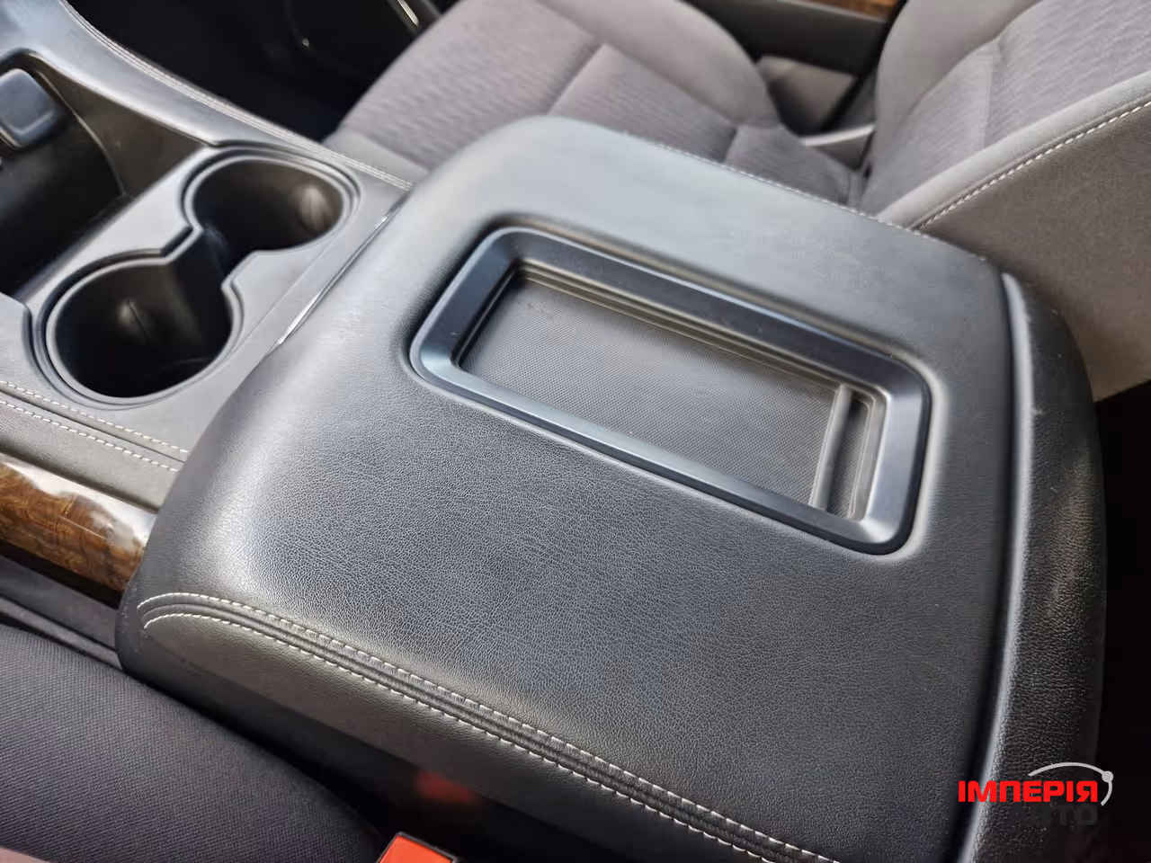 Chevrolet Tahoe - фото 19