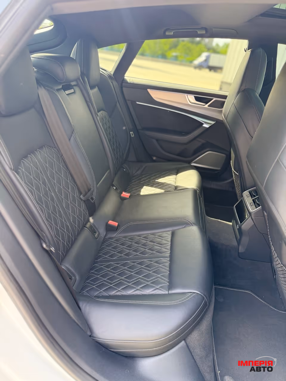 Audi A7 - фото 39