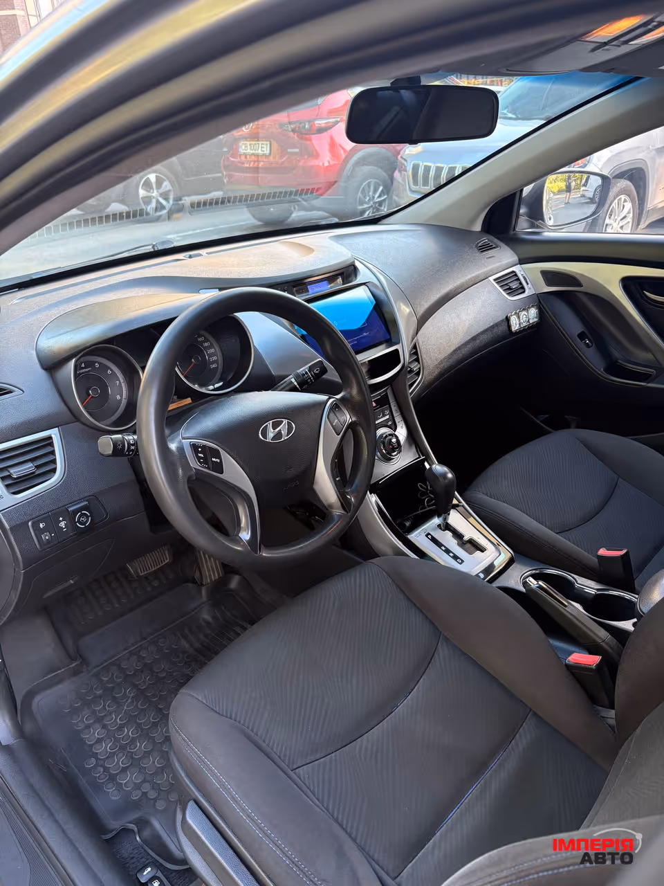 Hyundai Elantra - фото 6