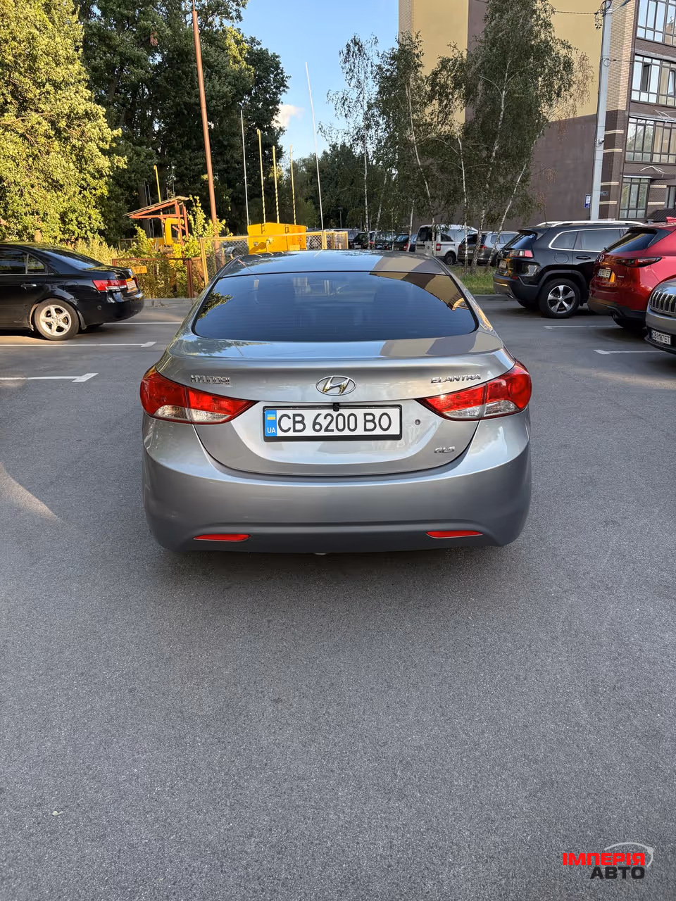 Hyundai Elantra - фото 4