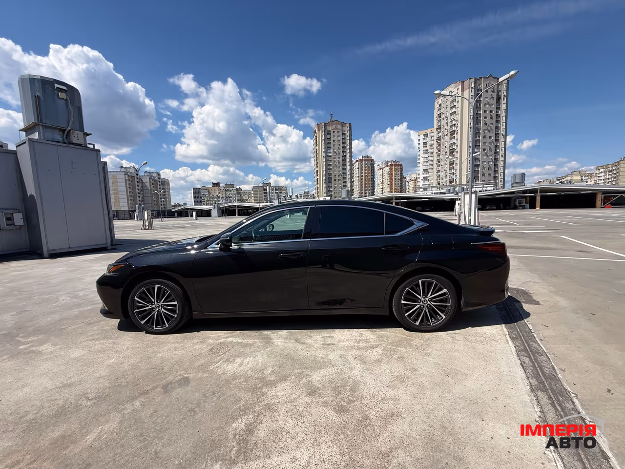 Lexus ES - фото 10
