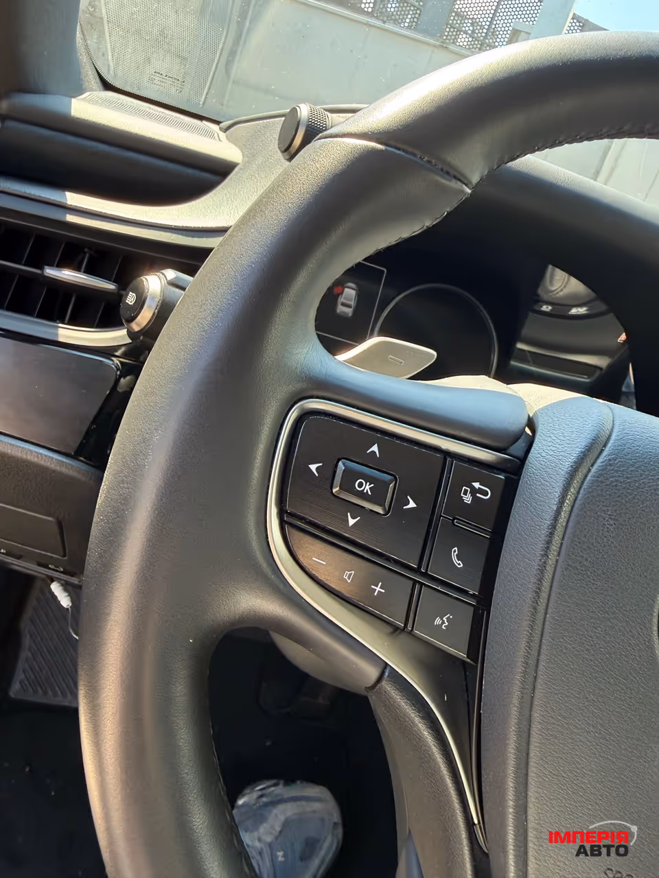 Lexus ES - фото 25