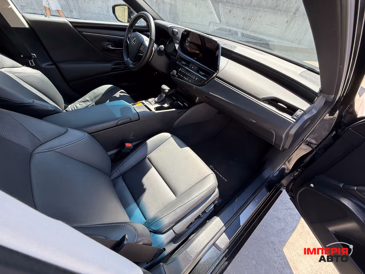 Lexus ES - фото 18