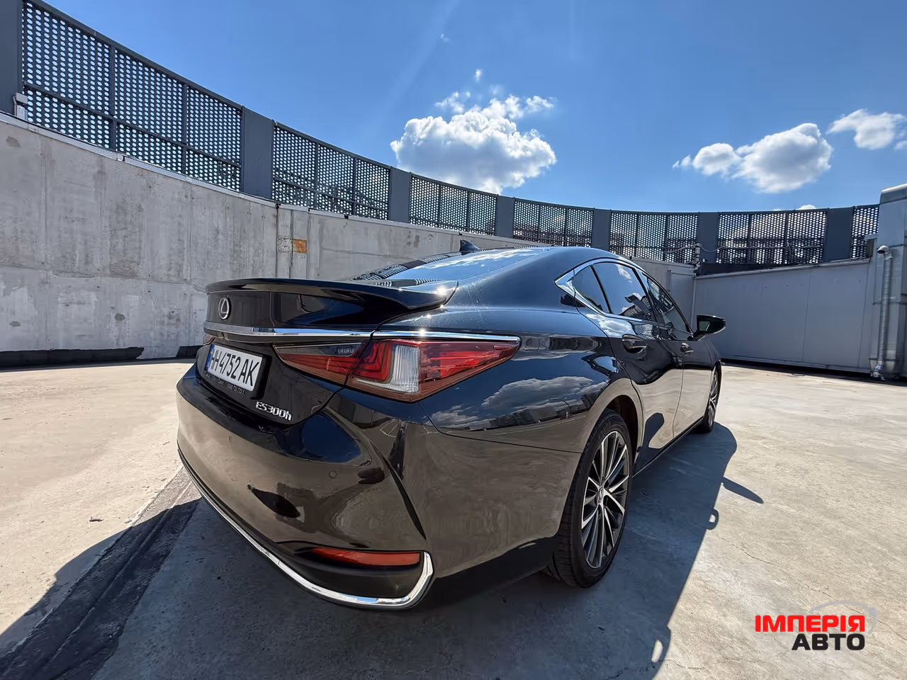 Lexus ES - фото 13