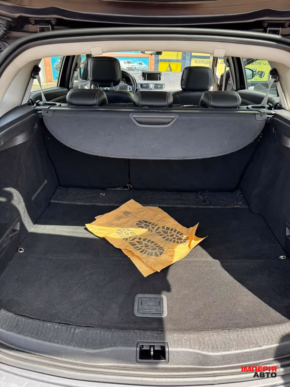 Renault Megane - фото 18
