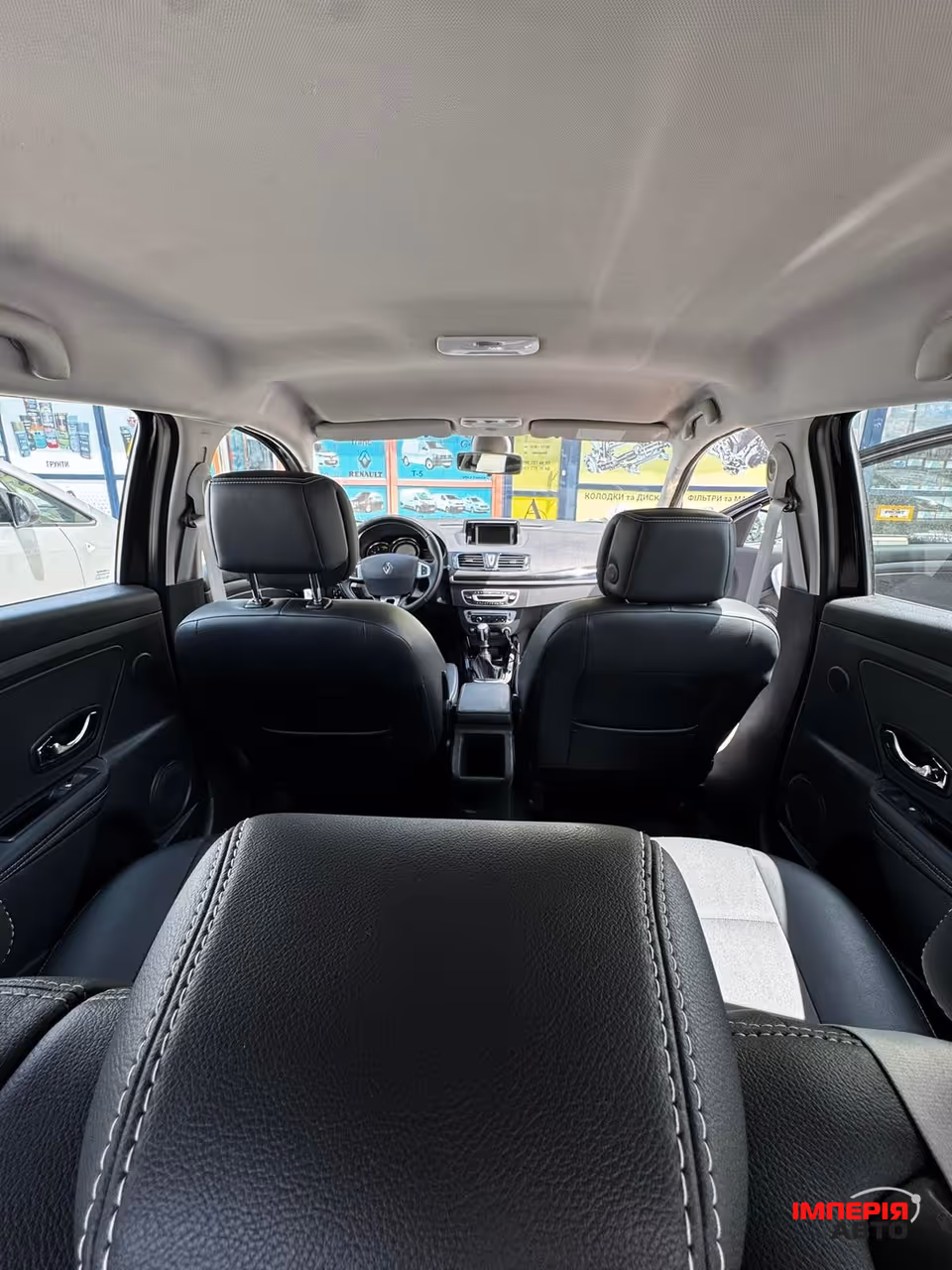 Renault Megane - фото 15