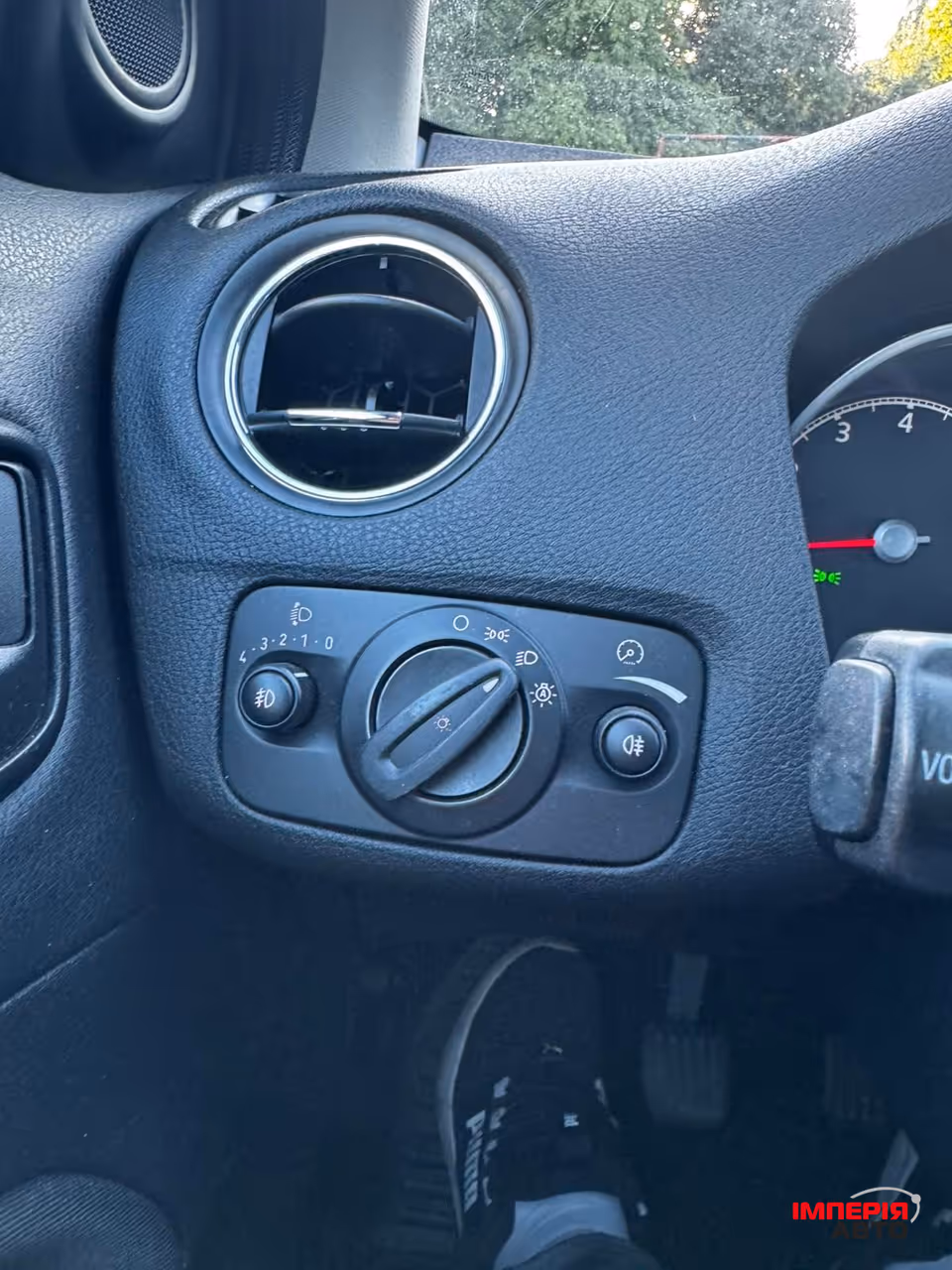 Ford Focus - фото 17