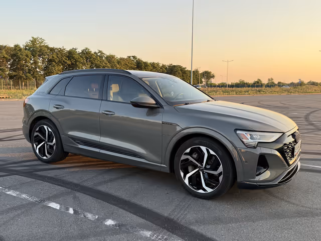 Audi Q8 e-tron - зображення 3